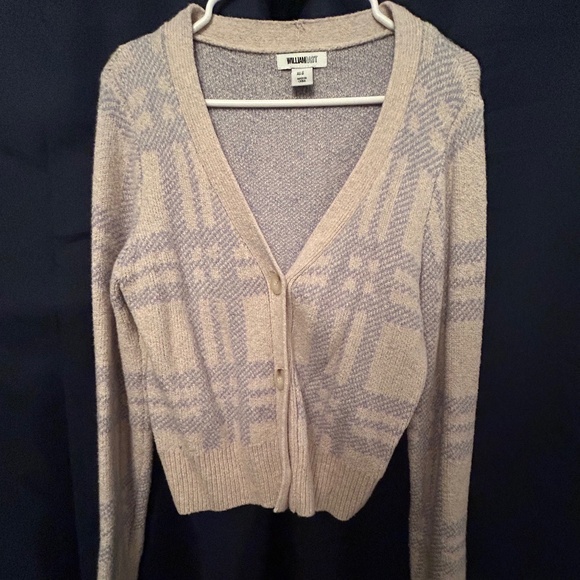 Cute cardigan - Picture 1 of 2